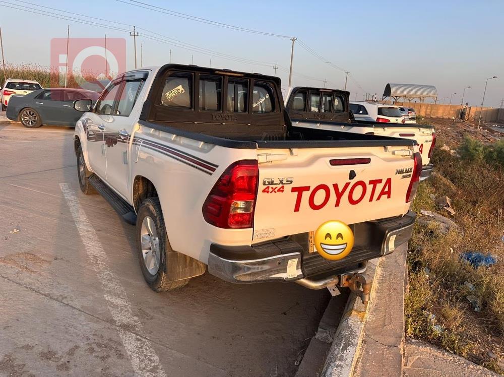 تويوتا هايلوكس